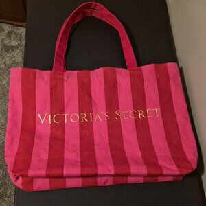 Xtra Large Victoria's Secret PINK Zippered Tote/Overnight/Beach Bag